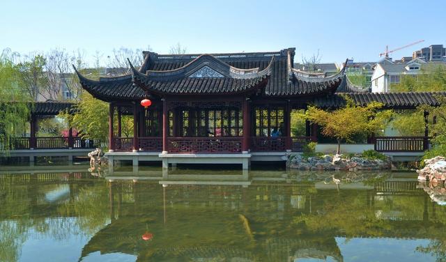 安博体育app下载上海五大古典园林之一内含6个景区亭台楼阁多临水而建(图1)